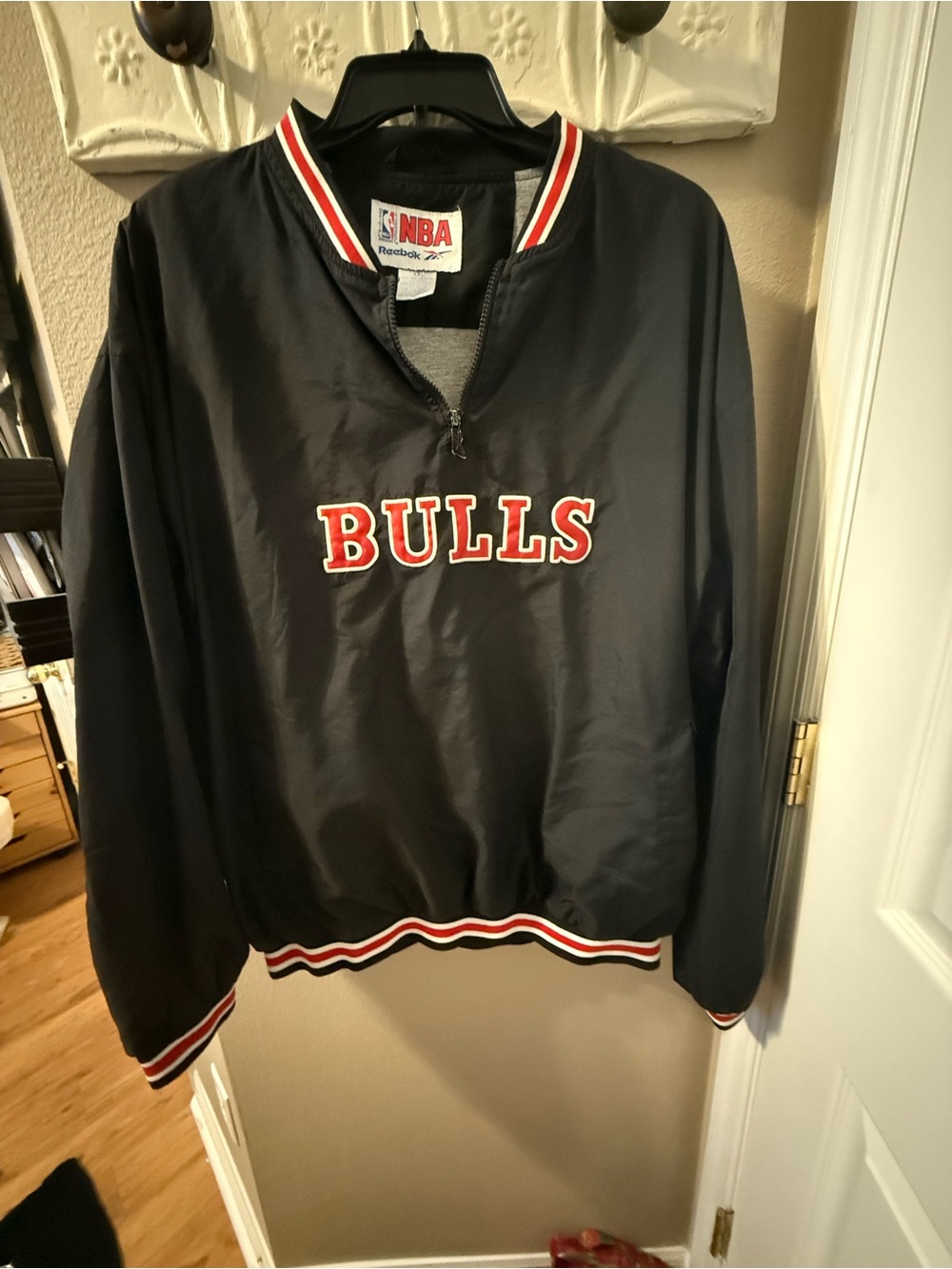 Reebok NBA Chicago Bulls Black Pullover